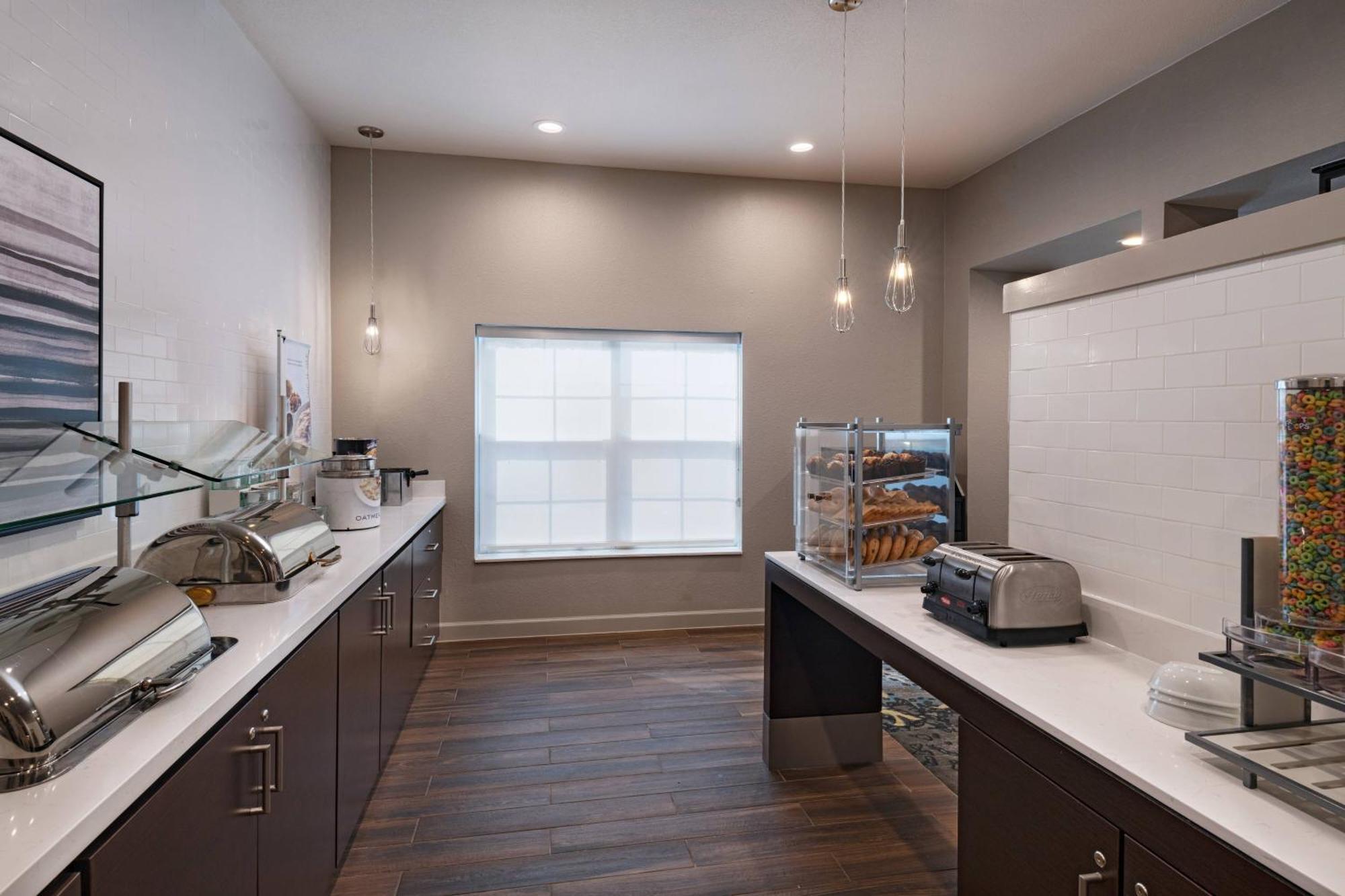 Residence Inn By Marriott Austin The Domain Area Экстерьер фото